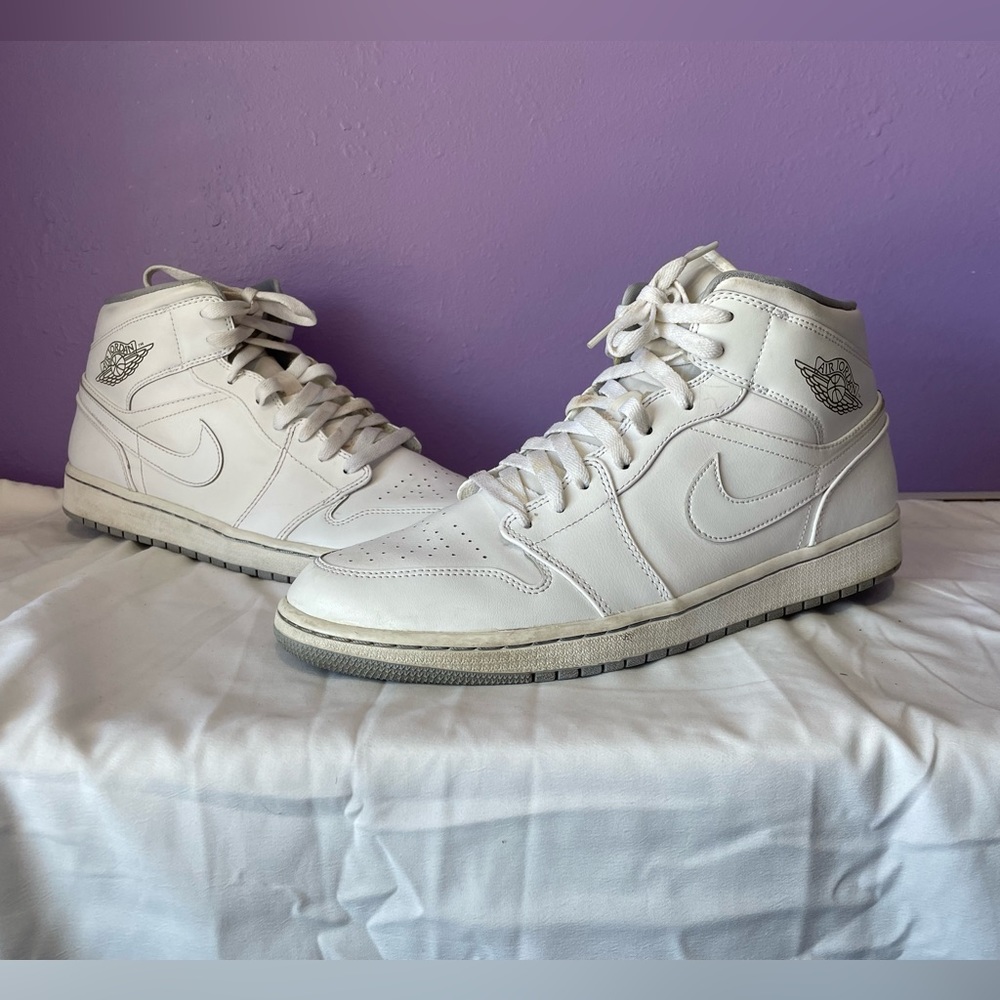 Jordan 1 mid all white size 12